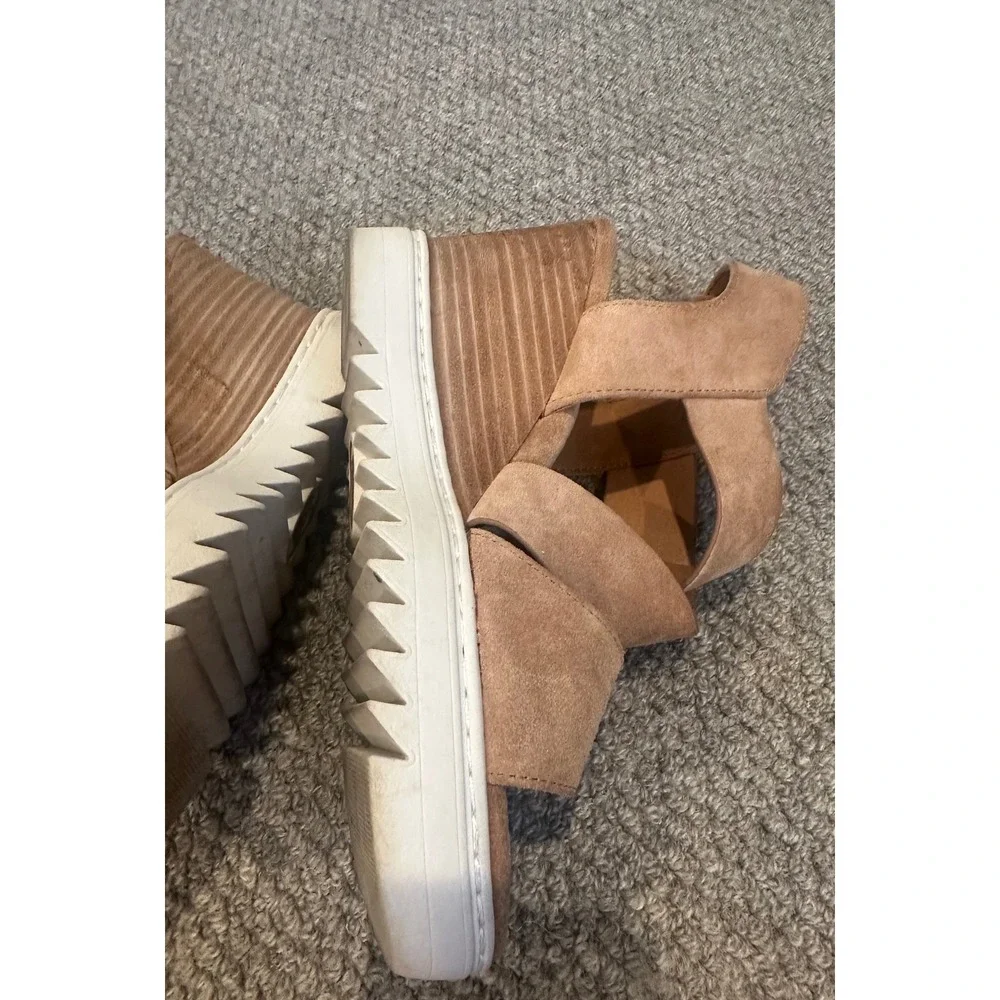 Sofft wedge sandals